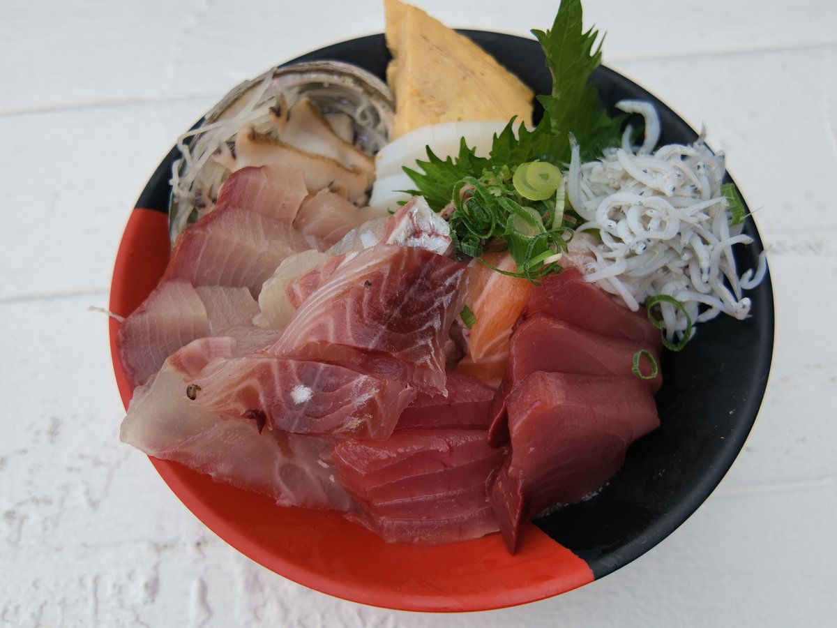 フィッシャーマンズワーフ白浜の海鮮丼